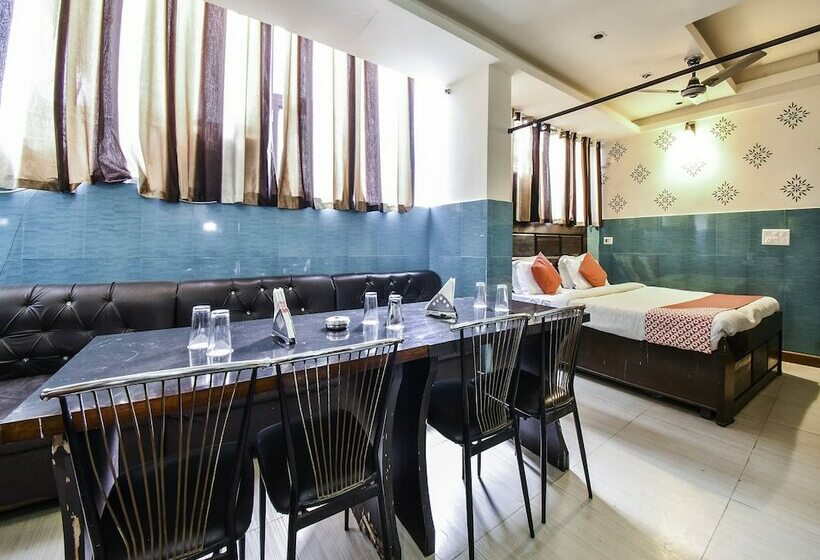 Oyo 22424 Hotel Vice Roy