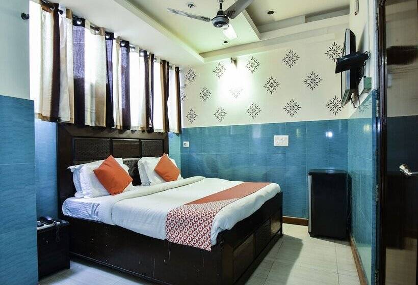 Oyo 22424 Hotel Vice Roy