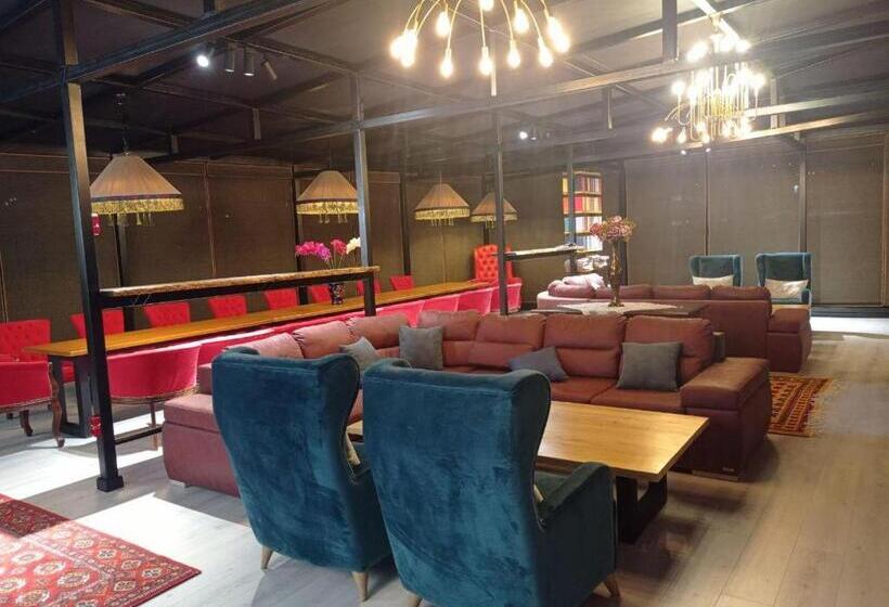 بنسيون Comfortable Home Stay