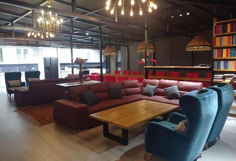 بنسيون Comfortable Home Stay