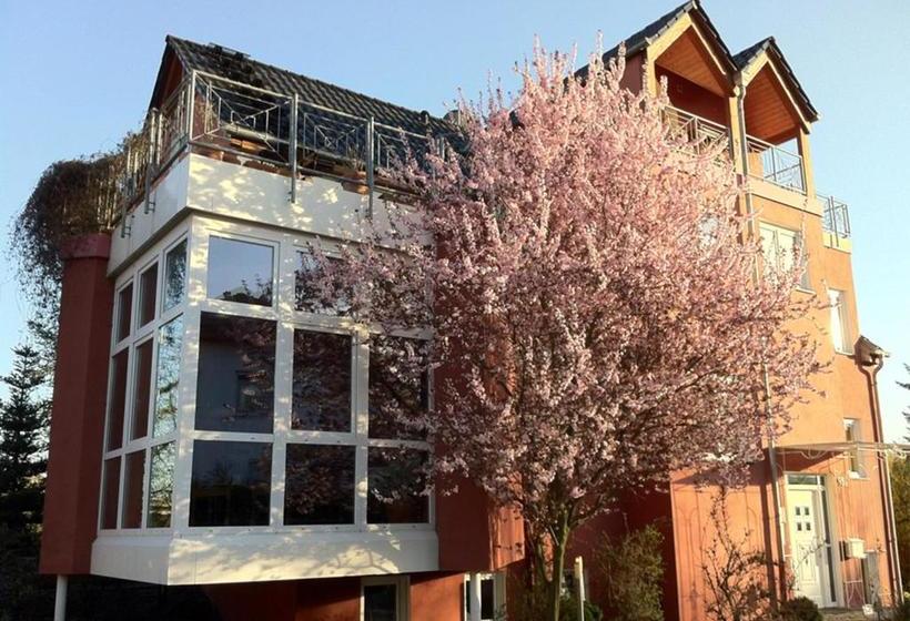 ペンション Gästehaus Kirschgarten