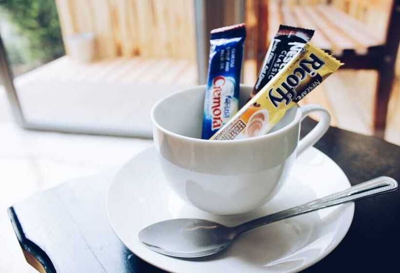 پانسیون Madeira Bed