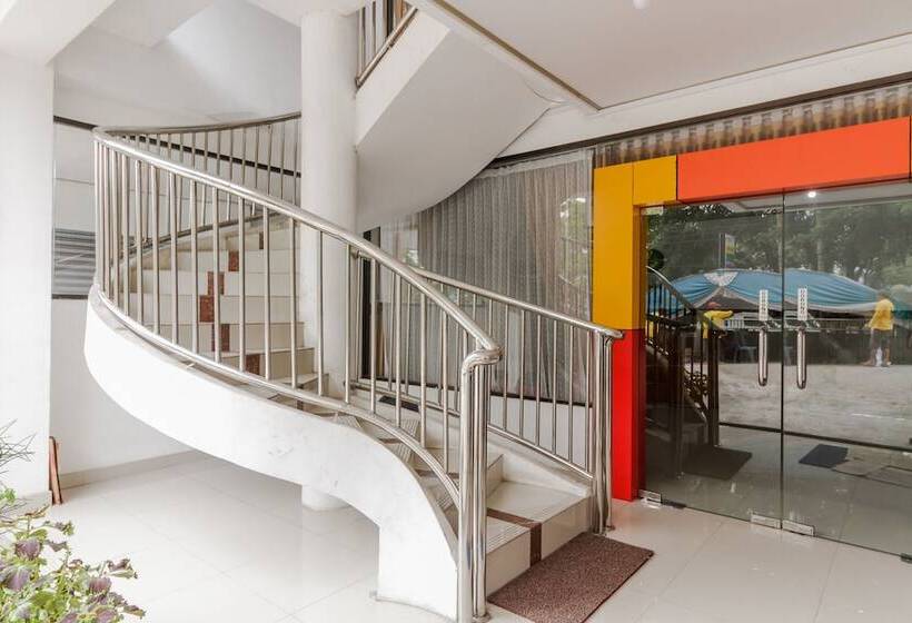 Пансион Reddoorz Syariah Near Rsu Suaka Insan Banjarmasin