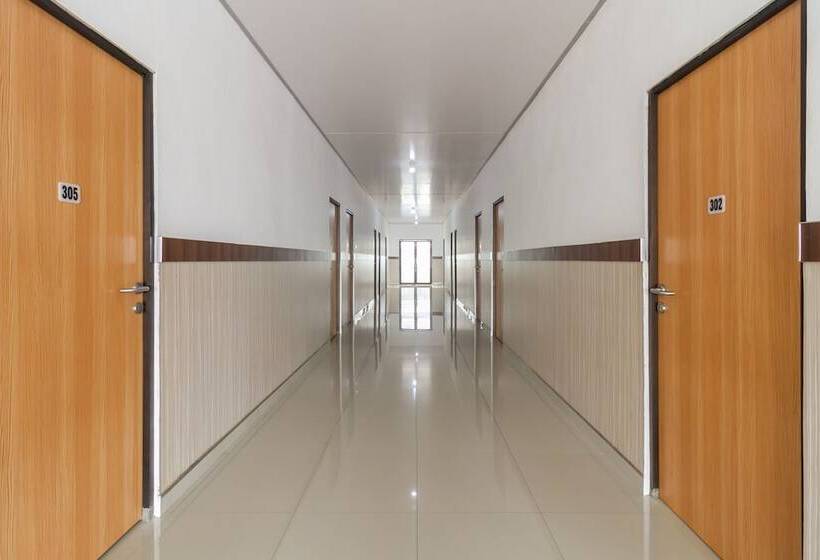 Пансион Reddoorz Syariah Near Rsu Suaka Insan Banjarmasin