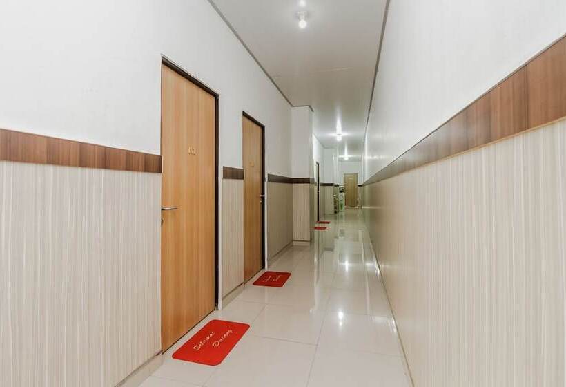 Пансион Reddoorz Syariah Near Rsu Suaka Insan Banjarmasin