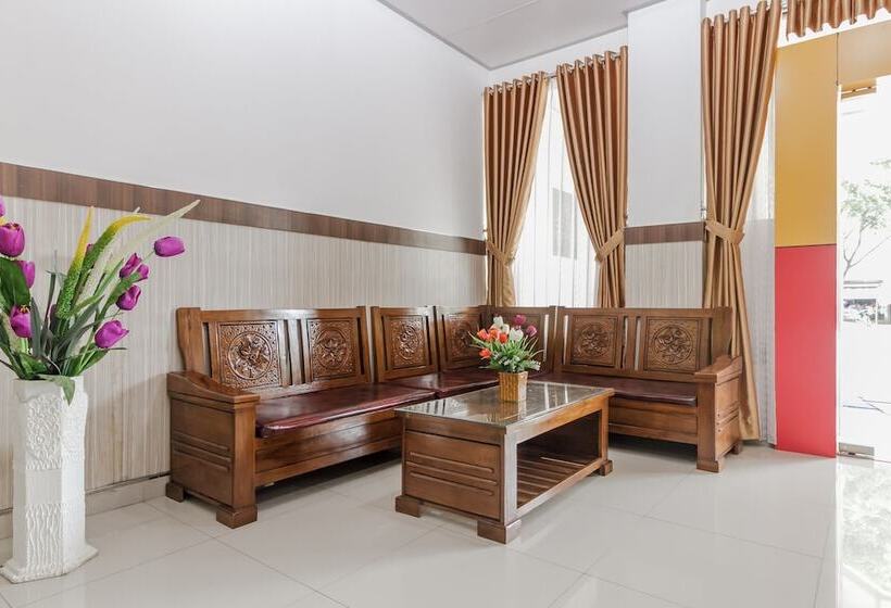 Пансион Reddoorz Syariah Near Rsu Suaka Insan Banjarmasin