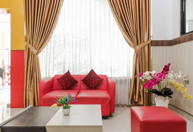 Пансион Reddoorz Syariah Near Rsu Suaka Insan Banjarmasin