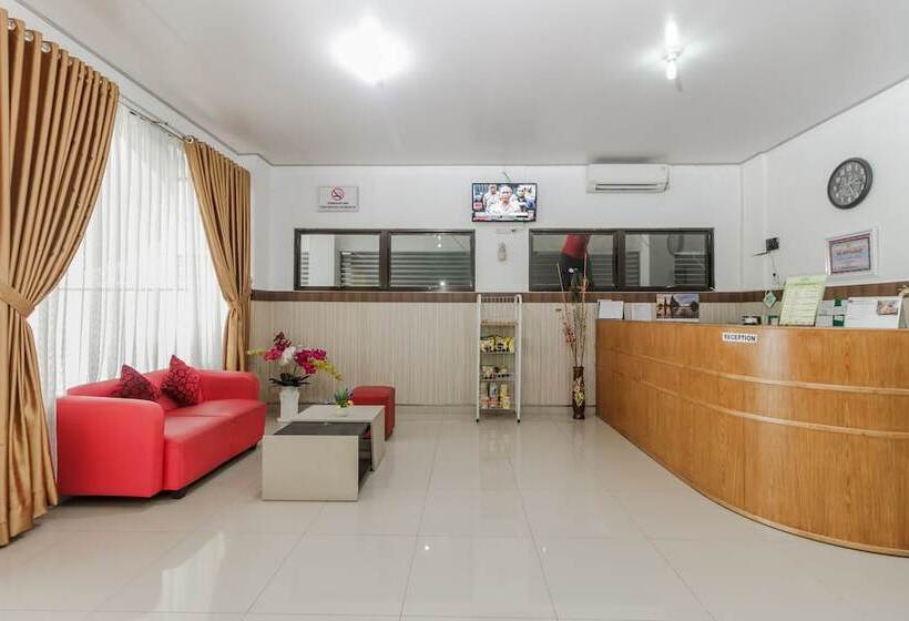 Пансион Reddoorz Syariah Near Rsu Suaka Insan Banjarmasin