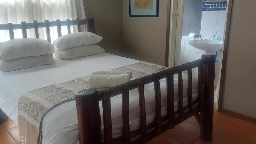 Пансион Woodpecker On Marine