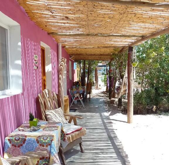 هاستل Hospedaje Familiar Raza Mistica