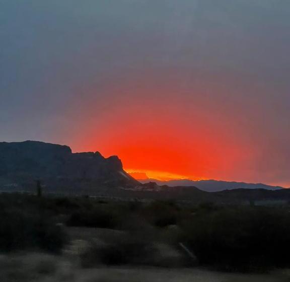 هاستل Hospedaje Familiar Raza Mistica