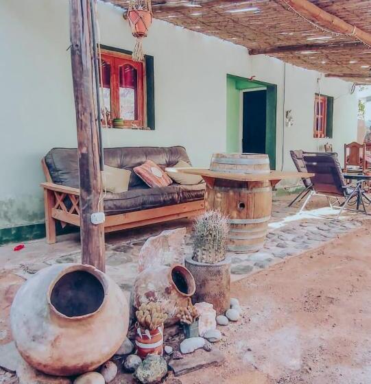 هاستل Hospedaje Familiar Raza Mistica