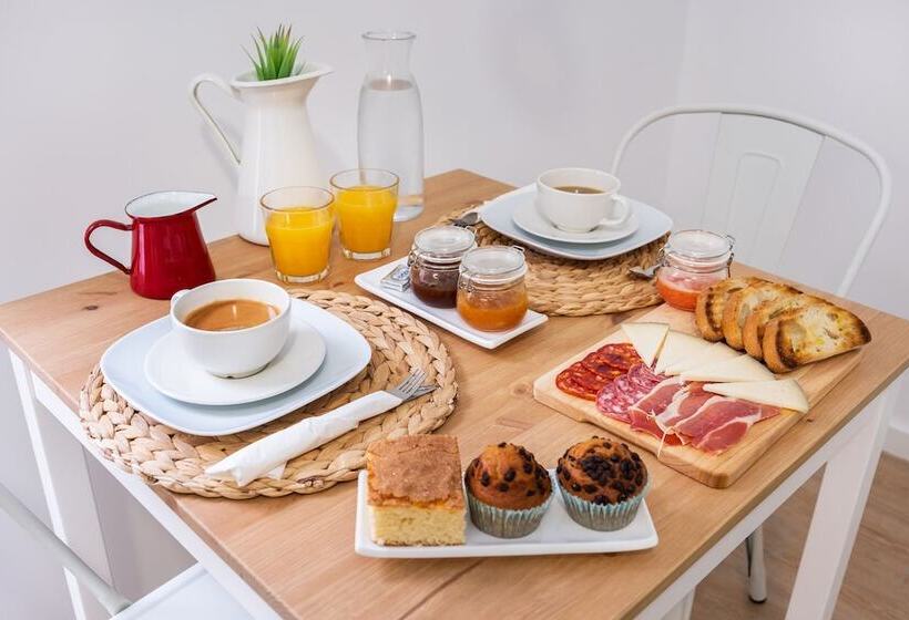 مبيت وإفطار Gomezs