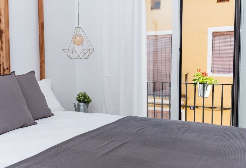 مبيت وإفطار Gomezs