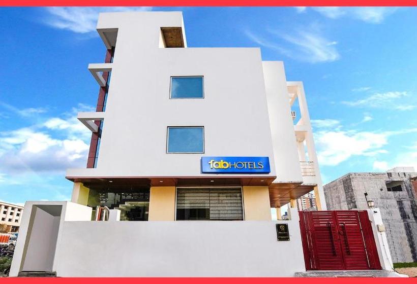 ホテル Fab Heaven Grand