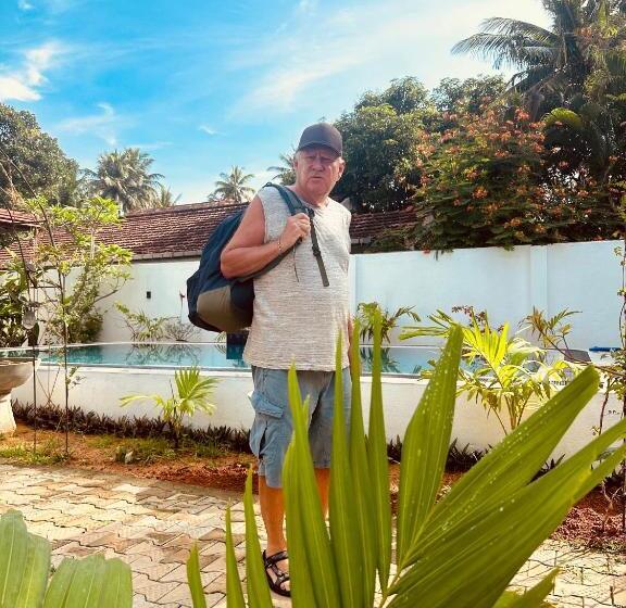 Отель Garden Villa Talalla