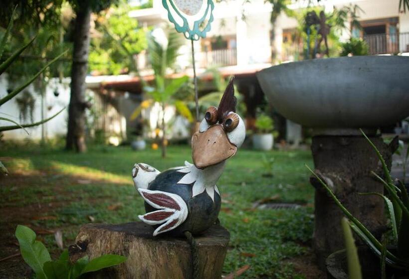 Отель Garden Villa Talalla