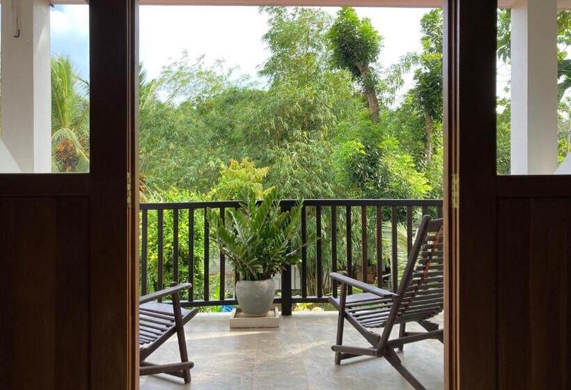 Отель Garden Villa Talalla