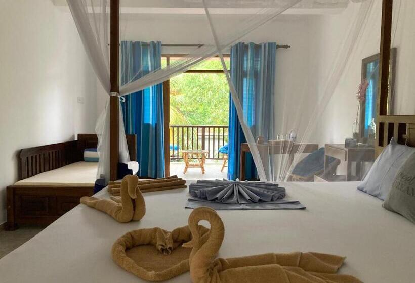 Отель Garden Villa Talalla