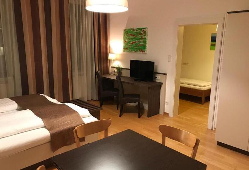 هتل Gasthof Schwabl Wirt