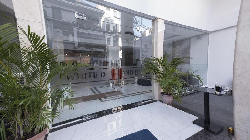 White Diamond Hotel   Airport