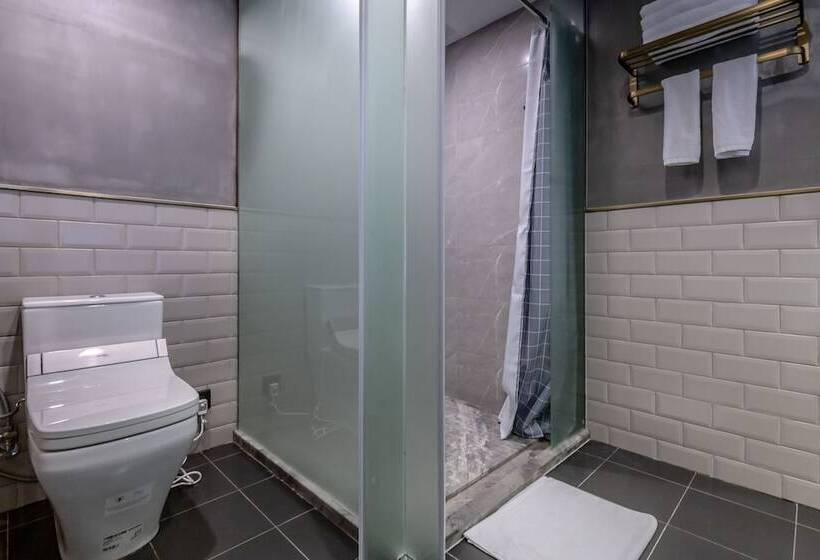 膳宿费 Cheng Zhai