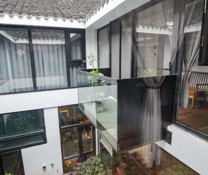 膳宿费 Cheng Zhai