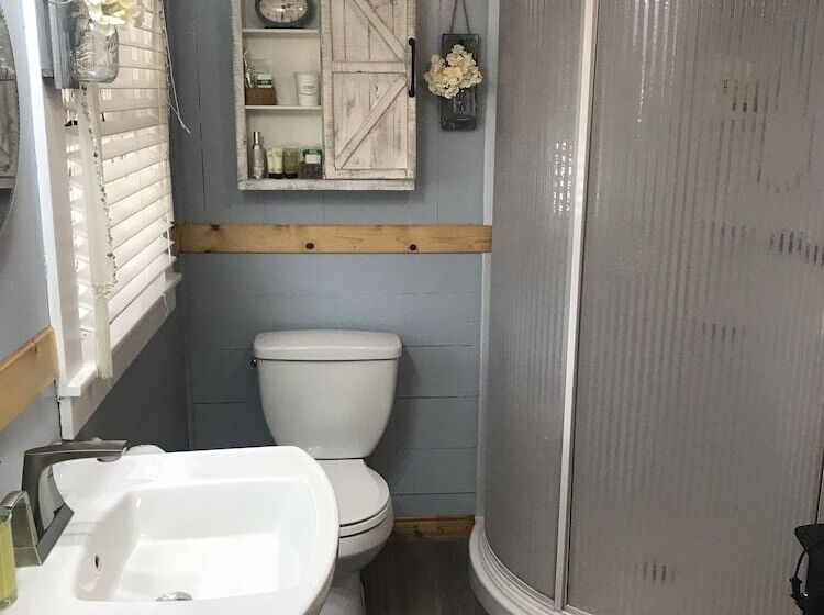 Пансион Come Friday Cottages