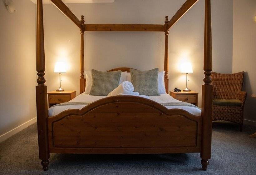 The Rosedale Hotel & Restaurant