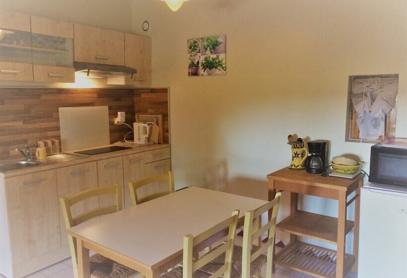 B&b Le Mas De La Soie