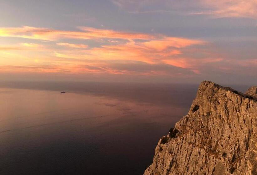 Bed and Breakfast A Due Passi Olbia