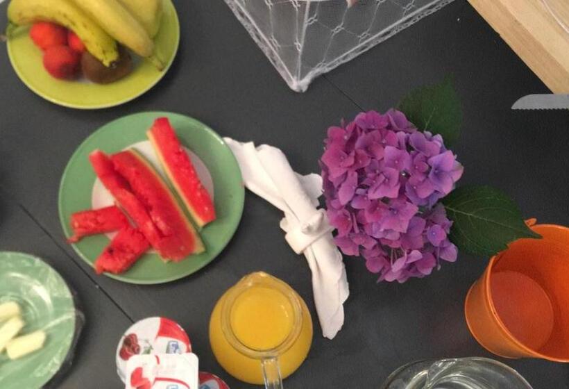 Bed and Breakfast A Due Passi Olbia