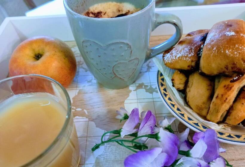 Bed and Breakfast A Due Passi Olbia