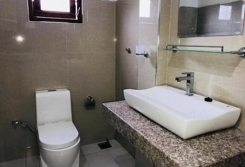 酒店 Andarawewa Nature Resort