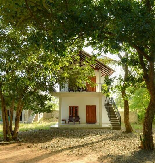 酒店 Andarawewa Nature Resort