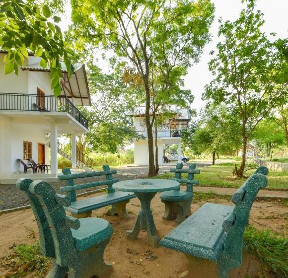 酒店 Andarawewa Nature Resort