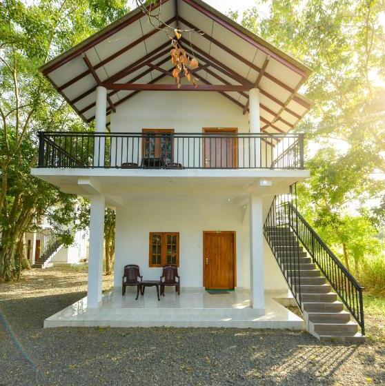 酒店 Andarawewa Nature Resort