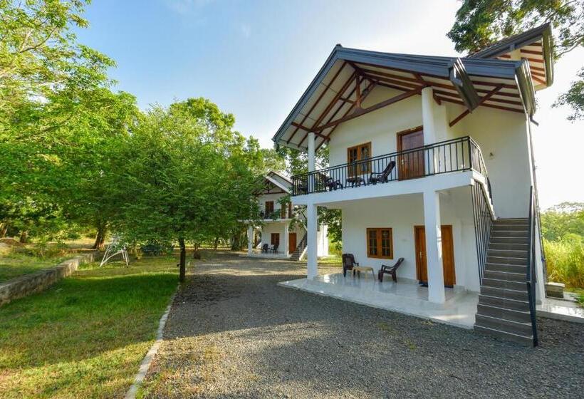 酒店 Andarawewa Nature Resort