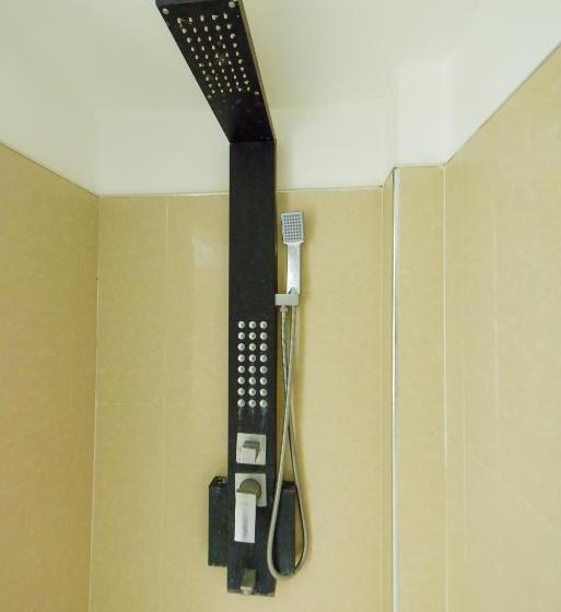 酒店 Andarawewa Nature Resort