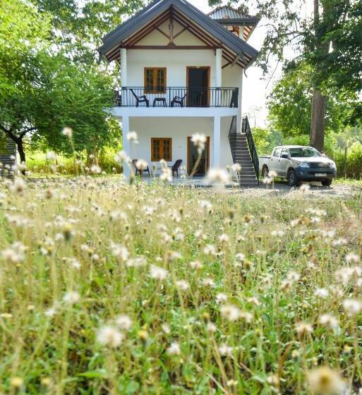 酒店 Andarawewa Nature Resort