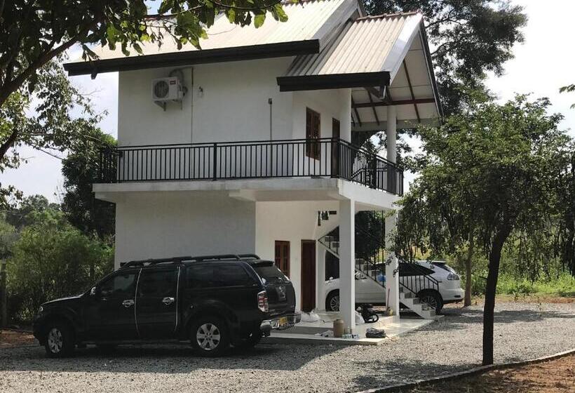 酒店 Andarawewa Nature Resort