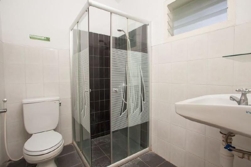 酒店 Reddoorz Plus Near Kalibaru Station