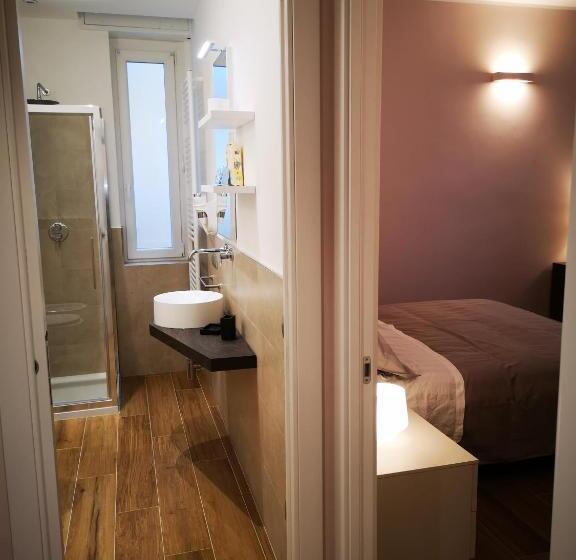 تختخواب و صبحانه 2 Navigli