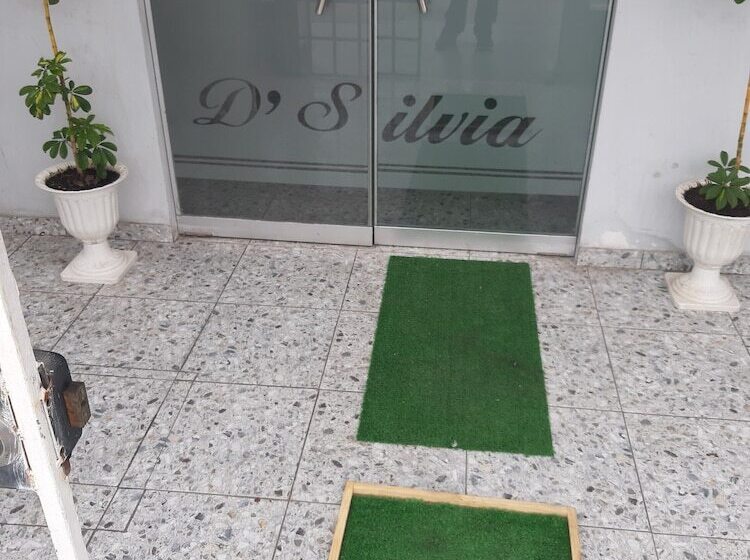 민박 Hostal D Silvia