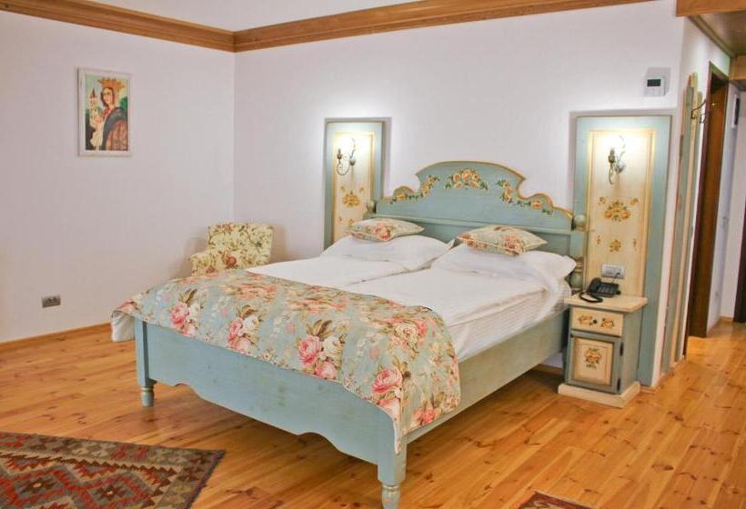 هتل Casa Comana Boutique