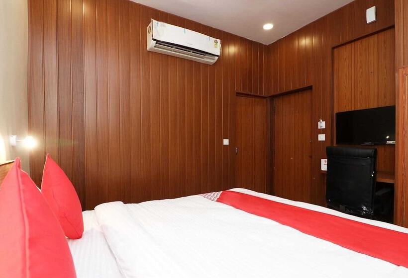 Super Hotel O Meerut International
