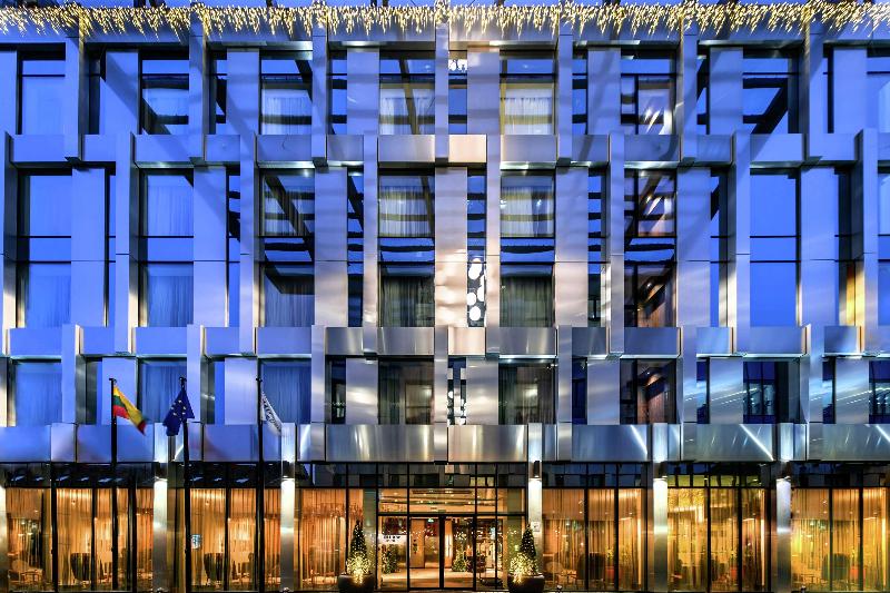 هتل Hilton Garden Inn Vilnius City Centre