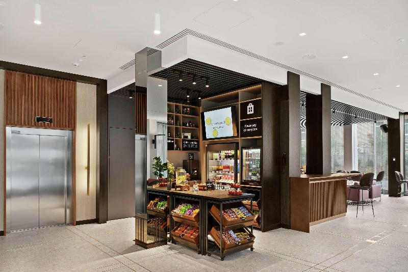 هتل Hilton Garden Inn Vilnius City Centre