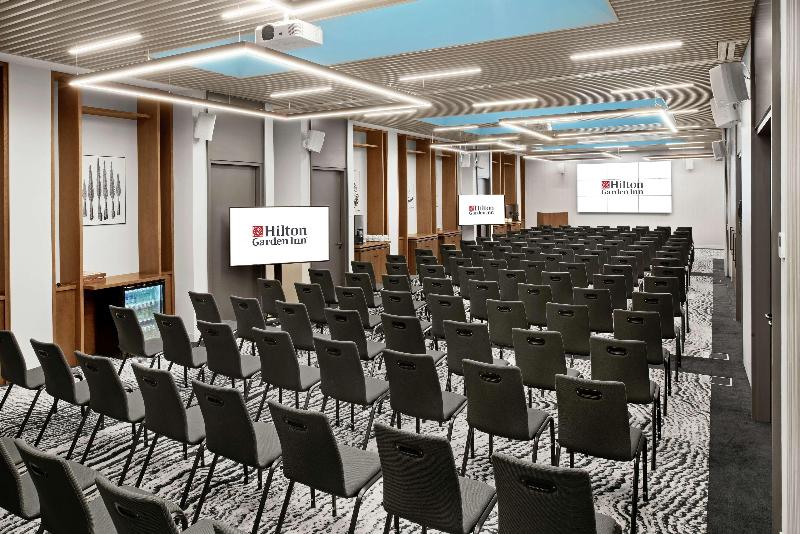 هتل Hilton Garden Inn Vilnius City Centre