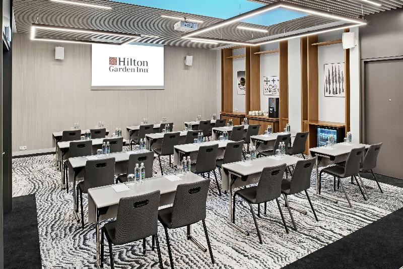 هتل Hilton Garden Inn Vilnius City Centre